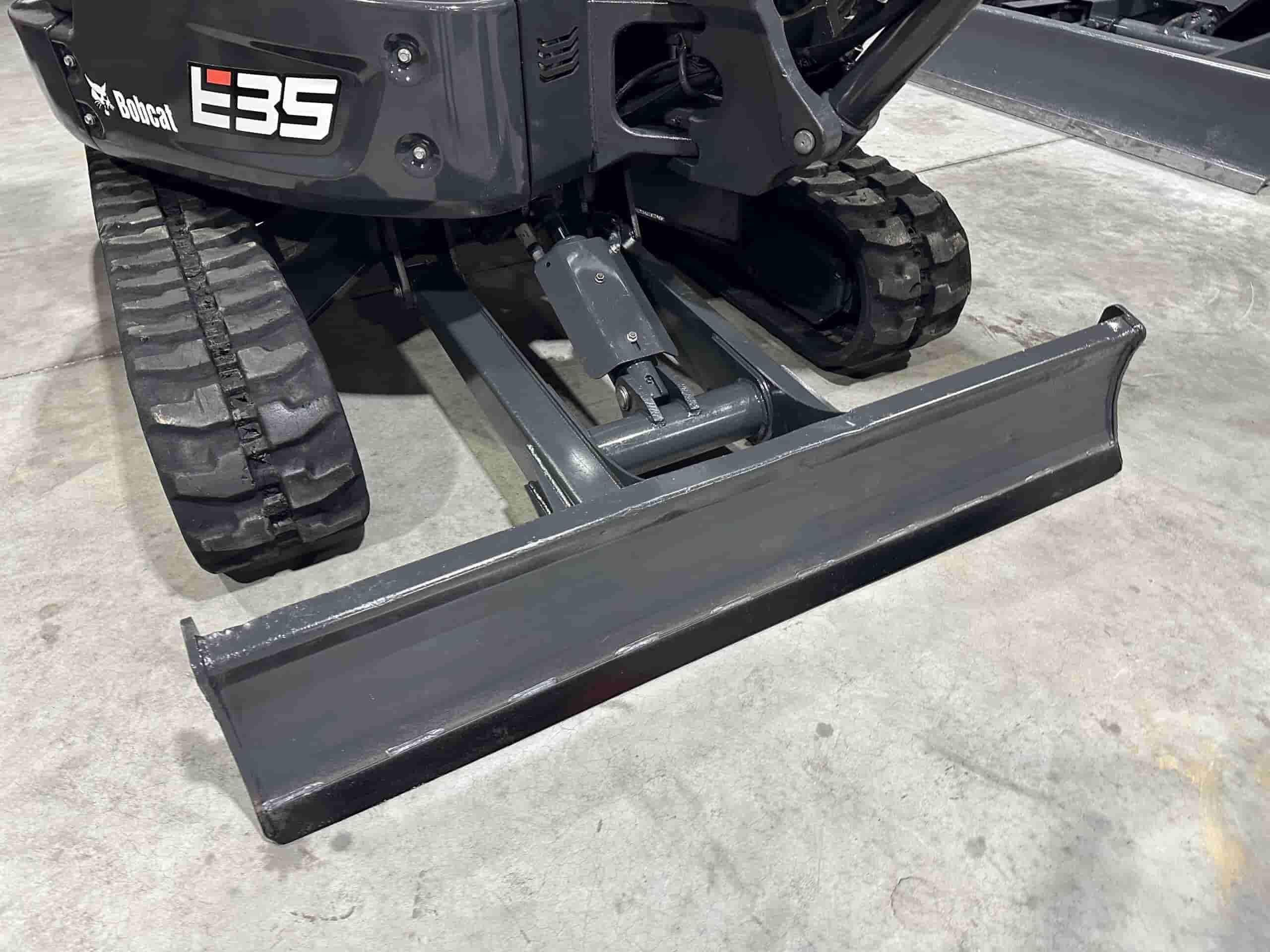 2019 BOBCAT E35i
